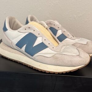 New Balance 237 Sneakers